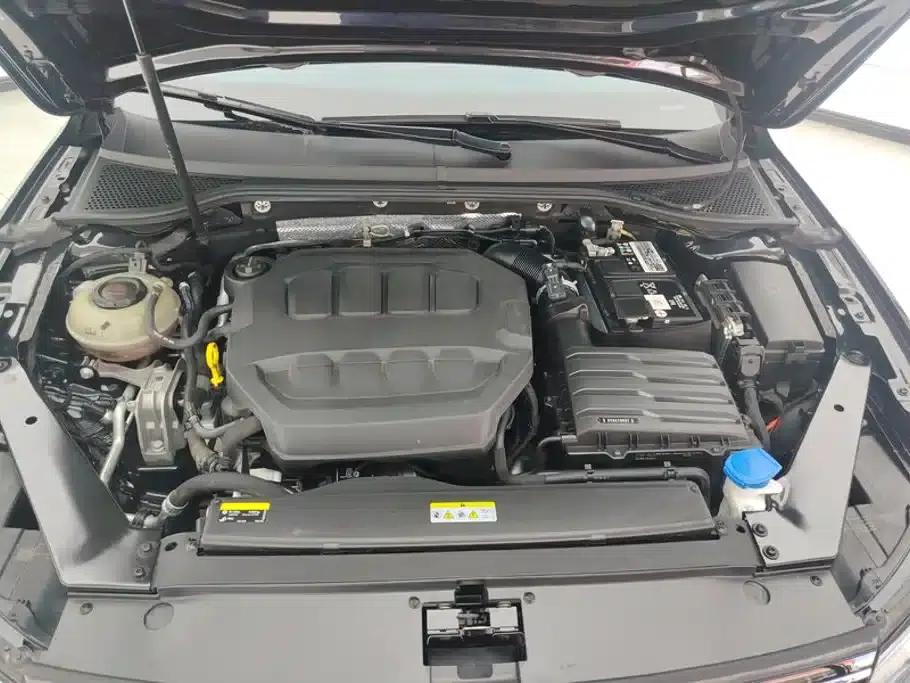 Volkswagen Magotan 2023 2 Millionth Unit Commemorative Edition 330TSI DSG Leading Model — миниатюра 10