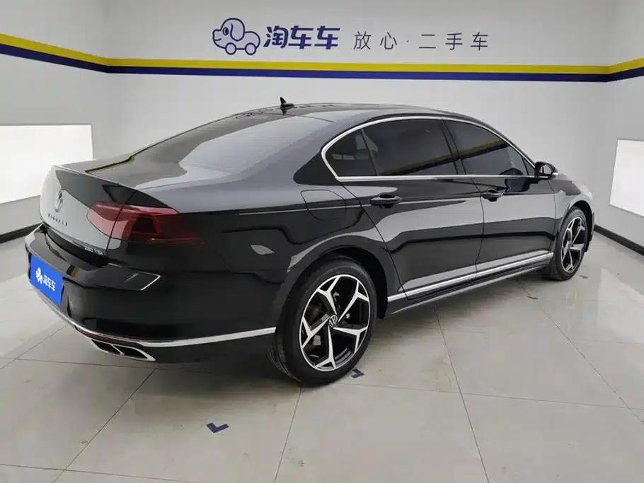 Magotan 2023 2 Millionth Unit Commemorative Edition 280TSI DSG Leading Model — миниатюра 3