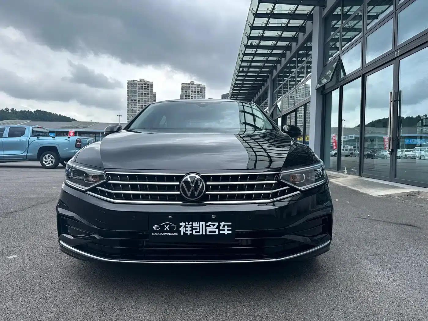2026 Volkswagen Magotan 30 Million Unit Selection Edition 380TSI DSG Luxury — миниатюра 2