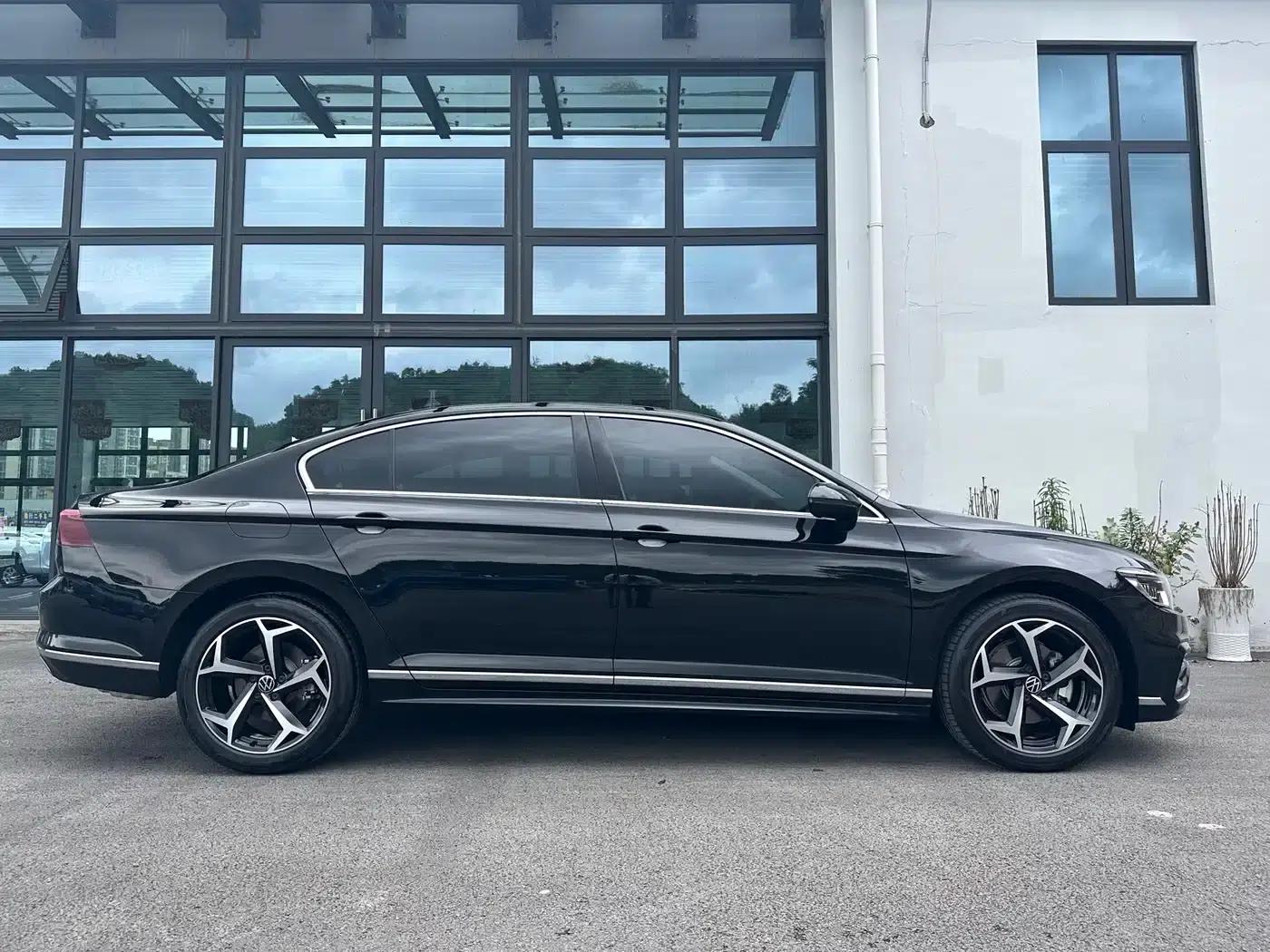 2026 Volkswagen Magotan 30 Million Unit Selection Edition 380TSI DSG Luxury — миниатюра 11