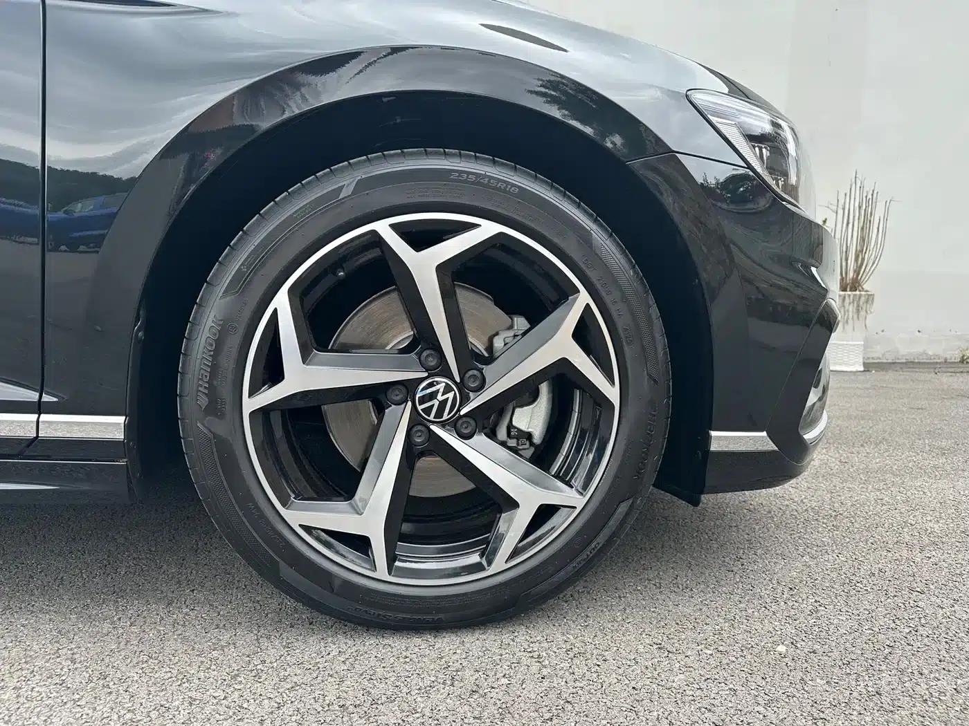 2026 Volkswagen Magotan 30 Million Unit Selection Edition 380TSI DSG Luxury — миниатюра 12