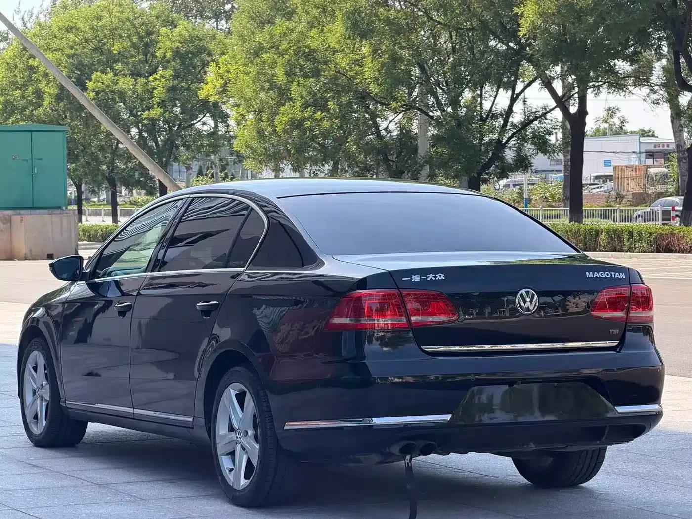 2012 Volkswagen Passat Facelift 2.0TSI Supreme Edition — миниатюра 4