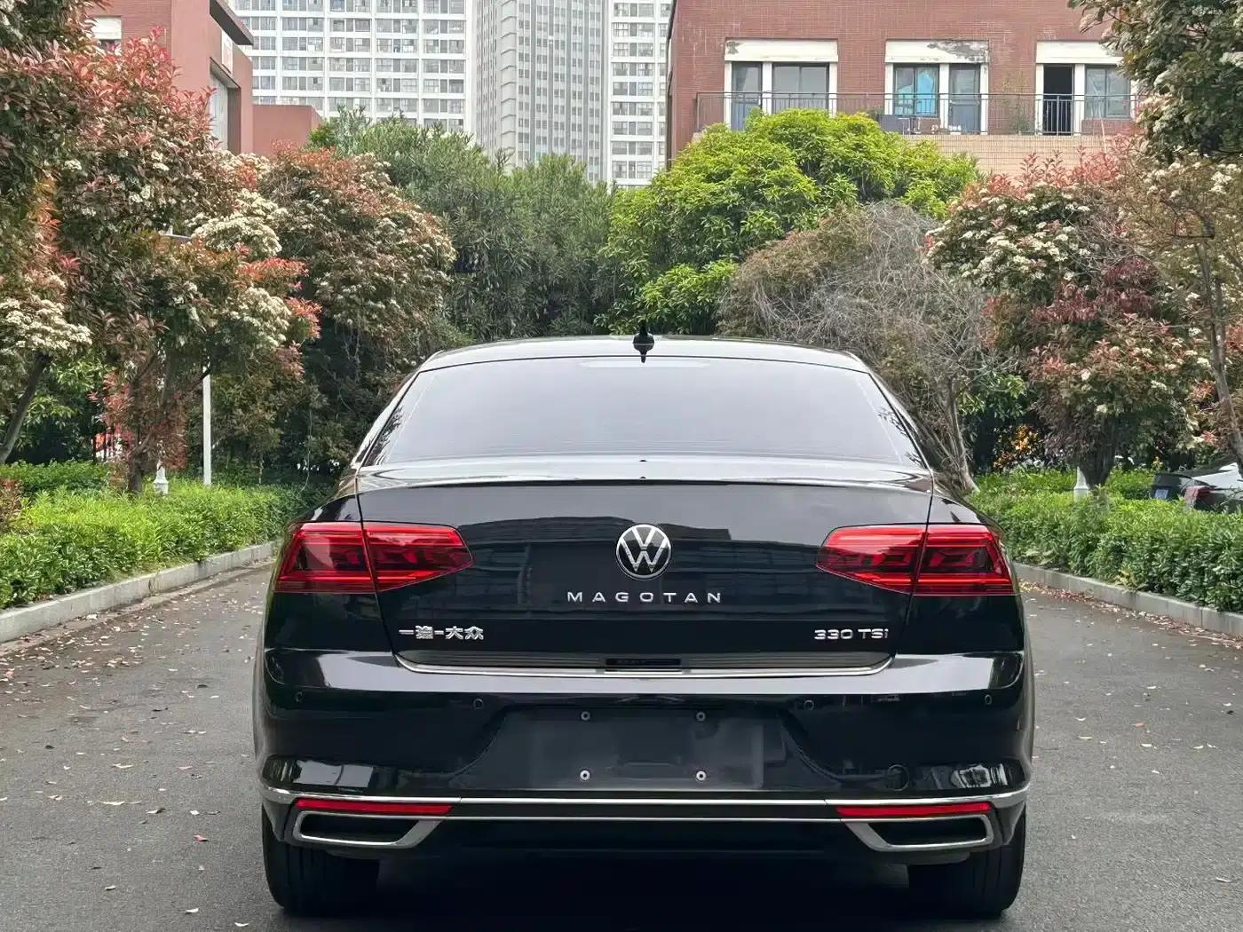 2020 Volkswagen Passat 330TSI DSG Leading Edition — миниатюра 9