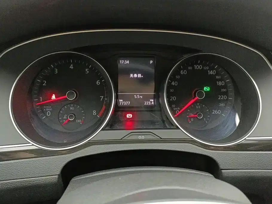 2018 Volkswagen Passat 280TSI DSG Leading Edition — миниатюра 14