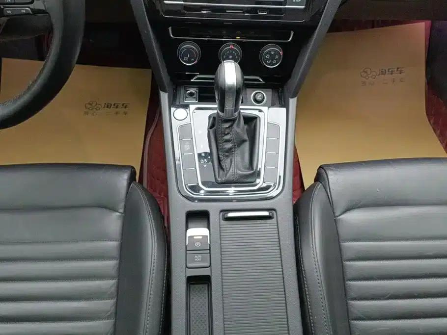 2018 Volkswagen Passat 280TSI DSG Leading Edition — миниатюра 16