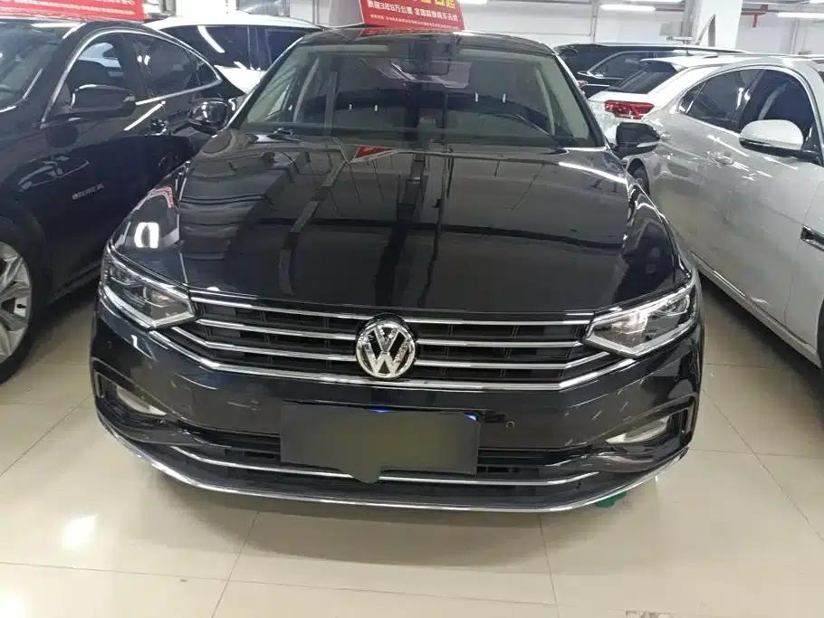 2020 Volkswagen Passat 330TSI DSG Luxury — миниатюра 2