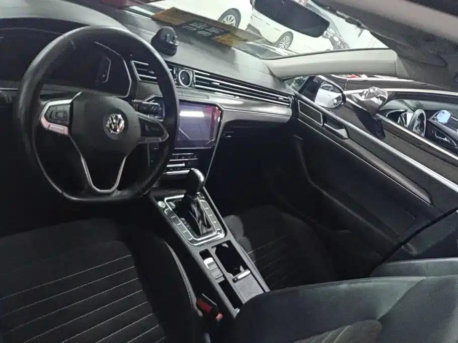 2020 Volkswagen Passat 330TSI DSG Luxury — миниатюра 12