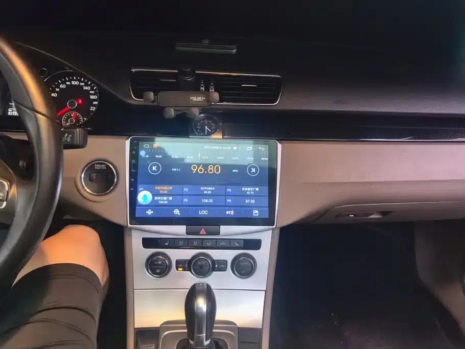 2015 Volkswagen Magotan Facelift 1.8TSI Luxury Model — миниатюра 13
