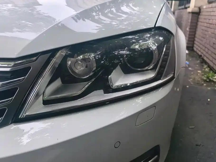 2015 Volkswagen Magotan Facelift 1.8TSI Luxury Model — миниатюра 5