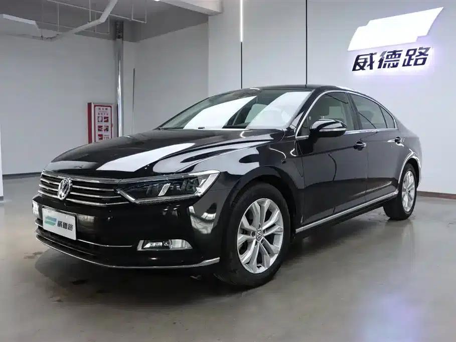 2019 Volkswagen Magotan 330TSI DSG Luxury Edition (National V Emission Standard) — миниатюра 1