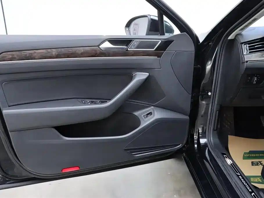 2019 Volkswagen Magotan 330TSI DSG Luxury Edition (National V Emission Standard) — миниатюра 13