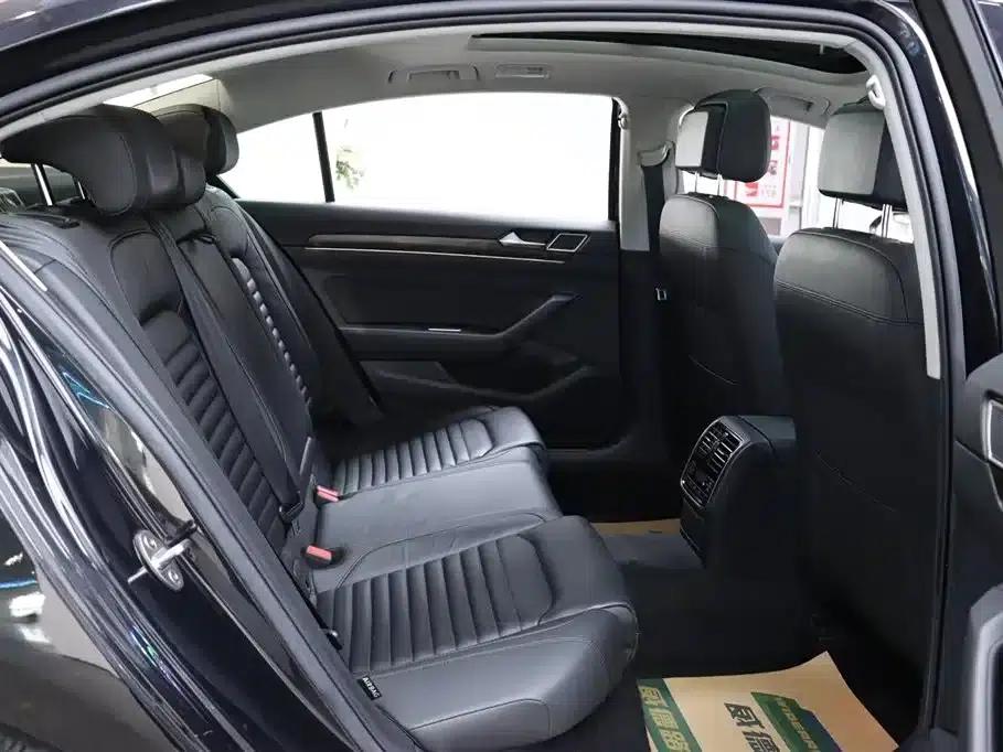 2019 Volkswagen Magotan 330TSI DSG Luxury Edition (National V Emission Standard) — миниатюра 17