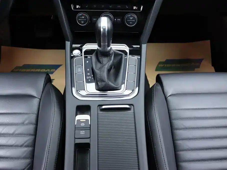 2019 Volkswagen Magotan 330TSI DSG Luxury Edition (National V Emission Standard) — миниатюра 25