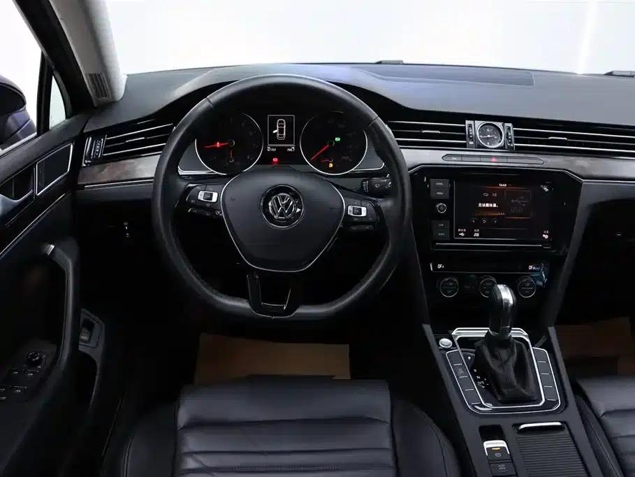 2019 Volkswagen Magotan 330TSI DSG Luxury Edition (National V Emission Standard) — миниатюра 27