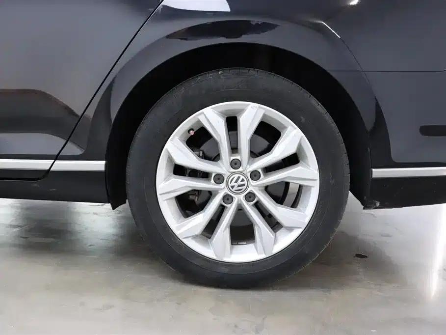 2019 Volkswagen Magotan 330TSI DSG Luxury Edition (National V Emission Standard) — миниатюра 31