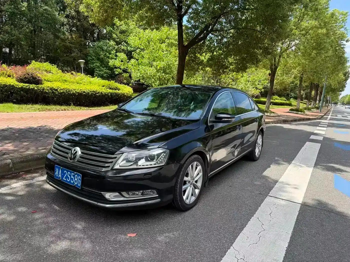 2012 Volkswagen Passat Facelift 2.0TSI Supreme Edition — миниатюра 1