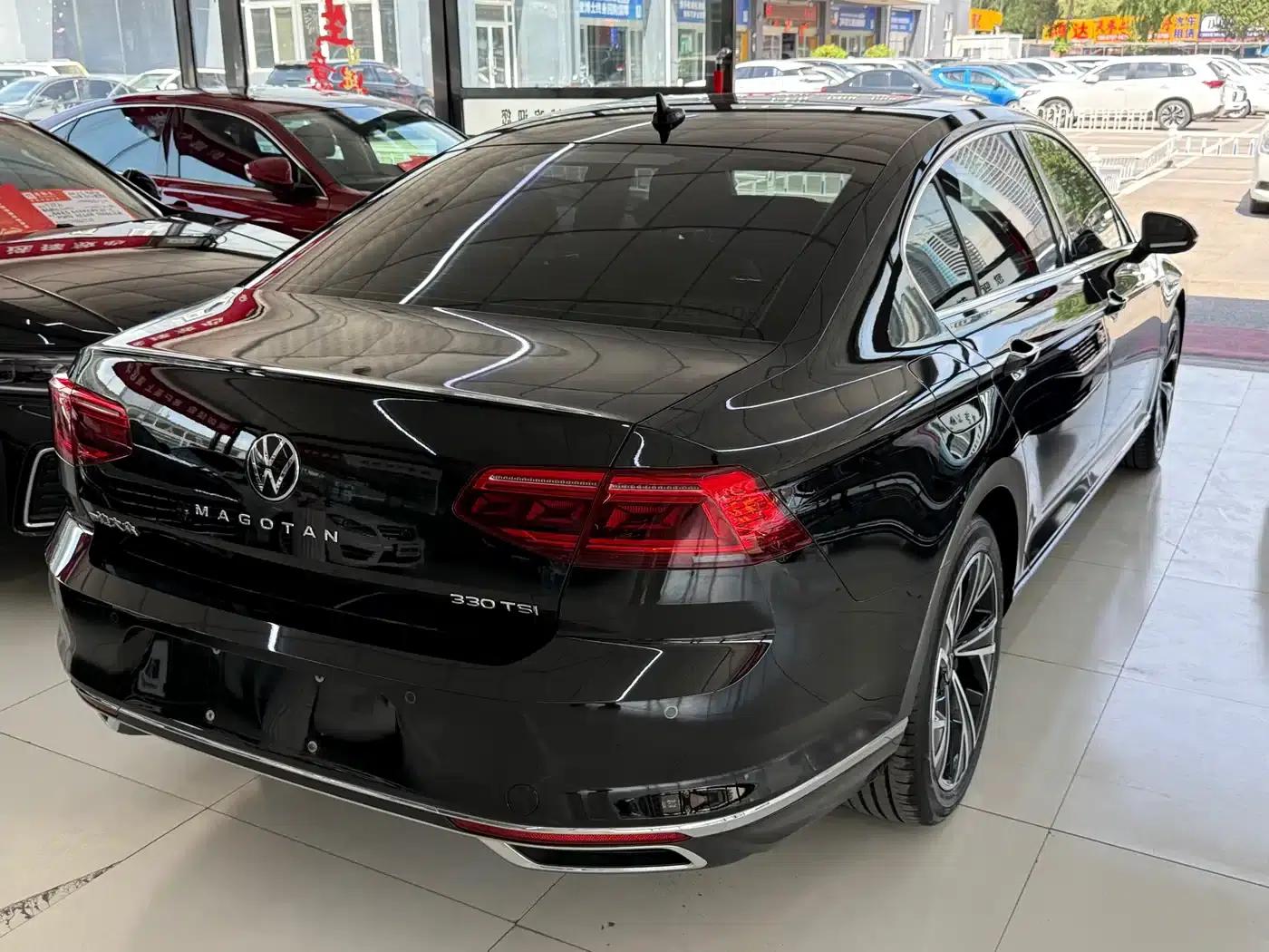 Volkswagen Passat 2021 330TSI DSG 30th Anniversary Edition — миниатюра 16