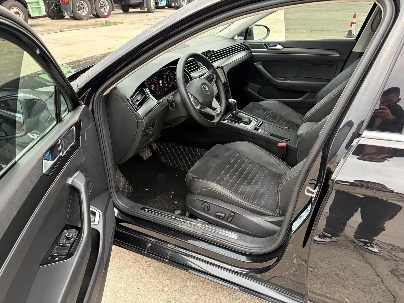 2019 Volkswagen Magotan 330TSI DSG Luxury Edition (China VI Emission Standard) — миниатюра 5