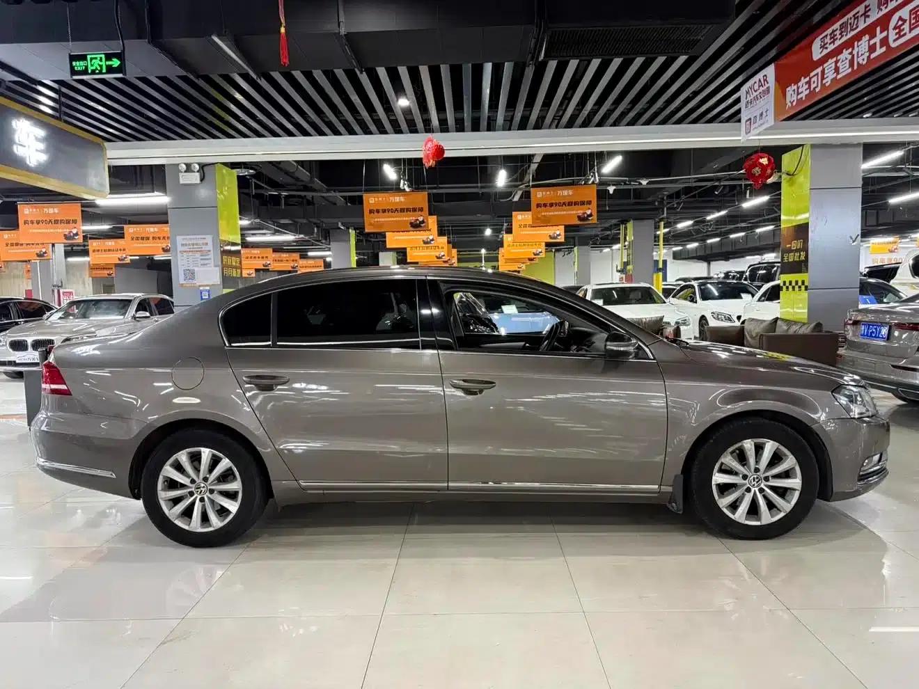 2013 Volkswagen Passat 1.8TSI Leading Edition — миниатюра 8