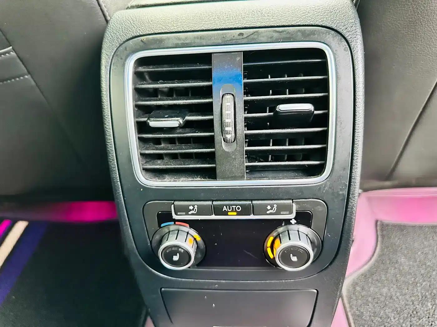 2012 Volkswagen Passat 2.0TSI Premium — миниатюра 14