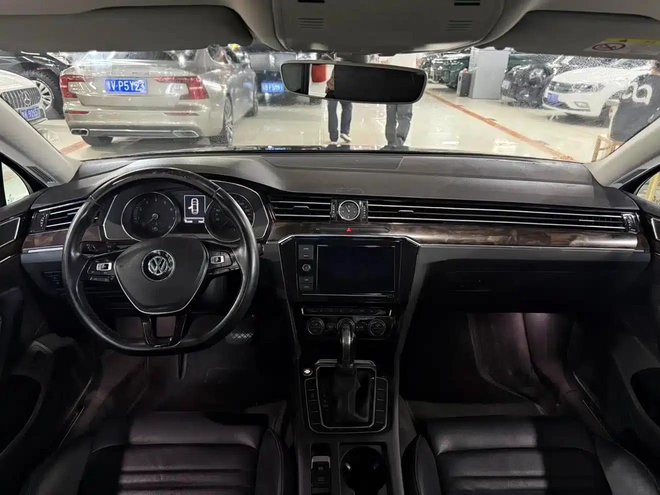 2019 Volkswagen Magotan 330TSI DSG Luxury Edition (China VI Emission Standard) — миниатюра 5