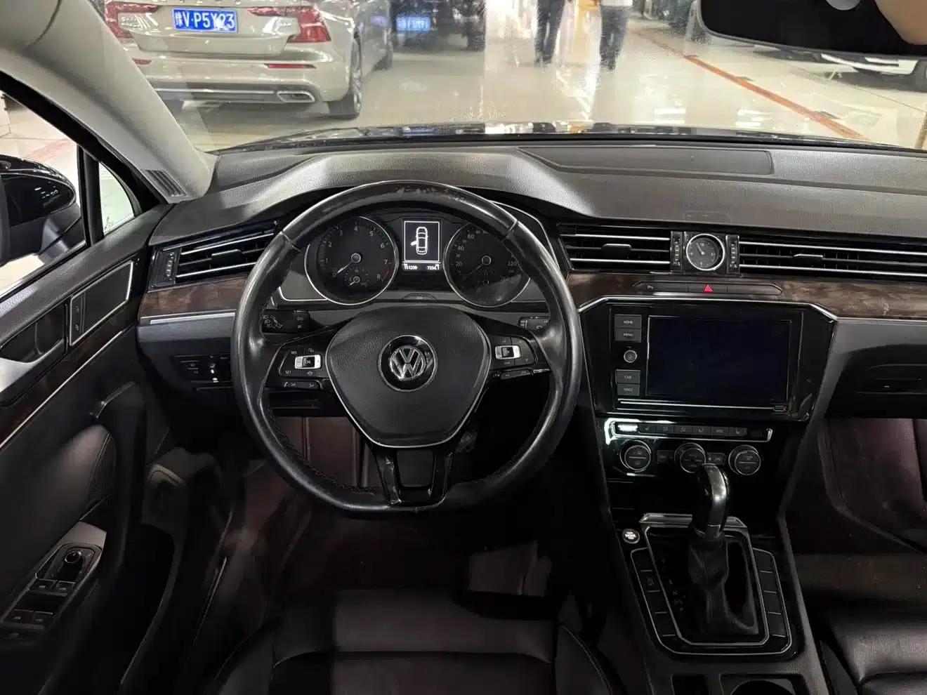 2019 Volkswagen Magotan 330TSI DSG Luxury Edition (China VI Emission Standard) — миниатюра 9