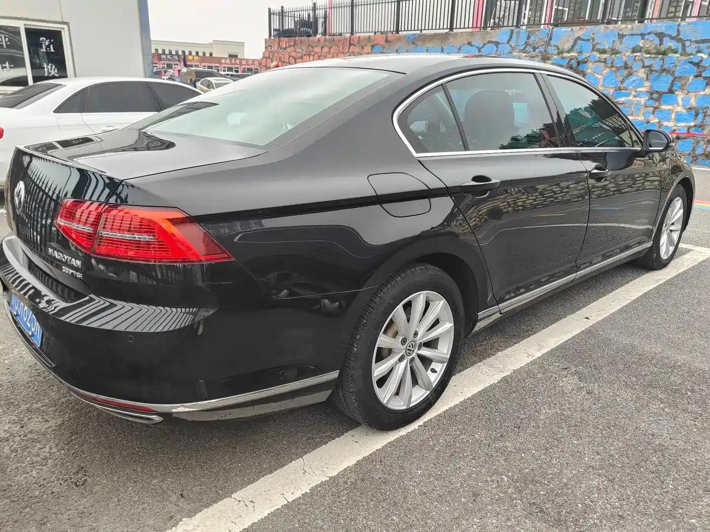2019 Volkswagen Magotan 330TSI DSG Leading Edition (China VI Emission Standard) — миниатюра 4