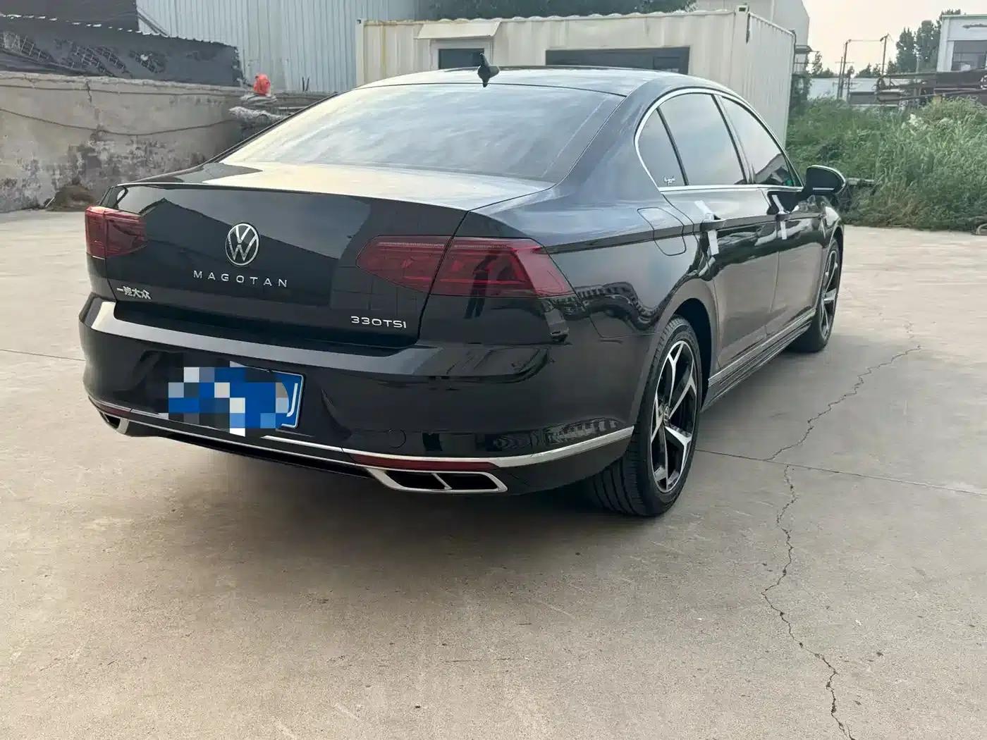 Volkswagen Magotan 2023 2 Millionth Unit Commemorative Edition 330TSI DSG Luxury — миниатюра 4