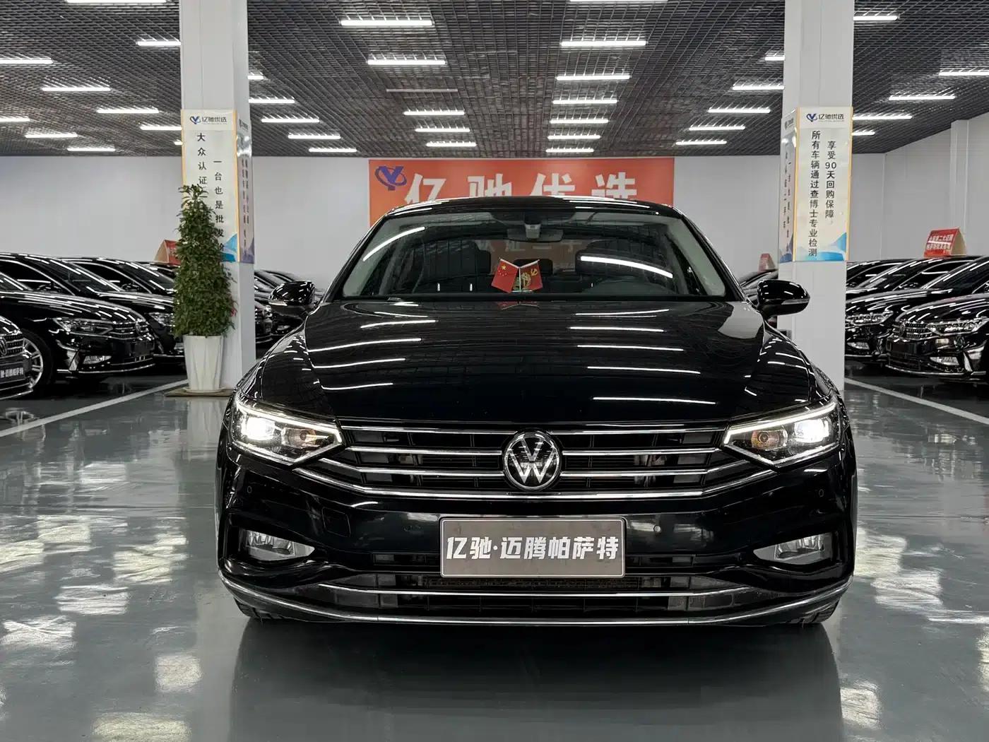 Volkswagen Passat 2021 330TSI DSG 30th Anniversary Edition — миниатюра 2