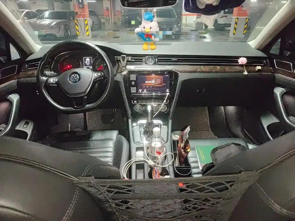 2019 Volkswagen Magotan 330TSI DSG Luxury Edition (National V Emission Standard) — миниатюра 6