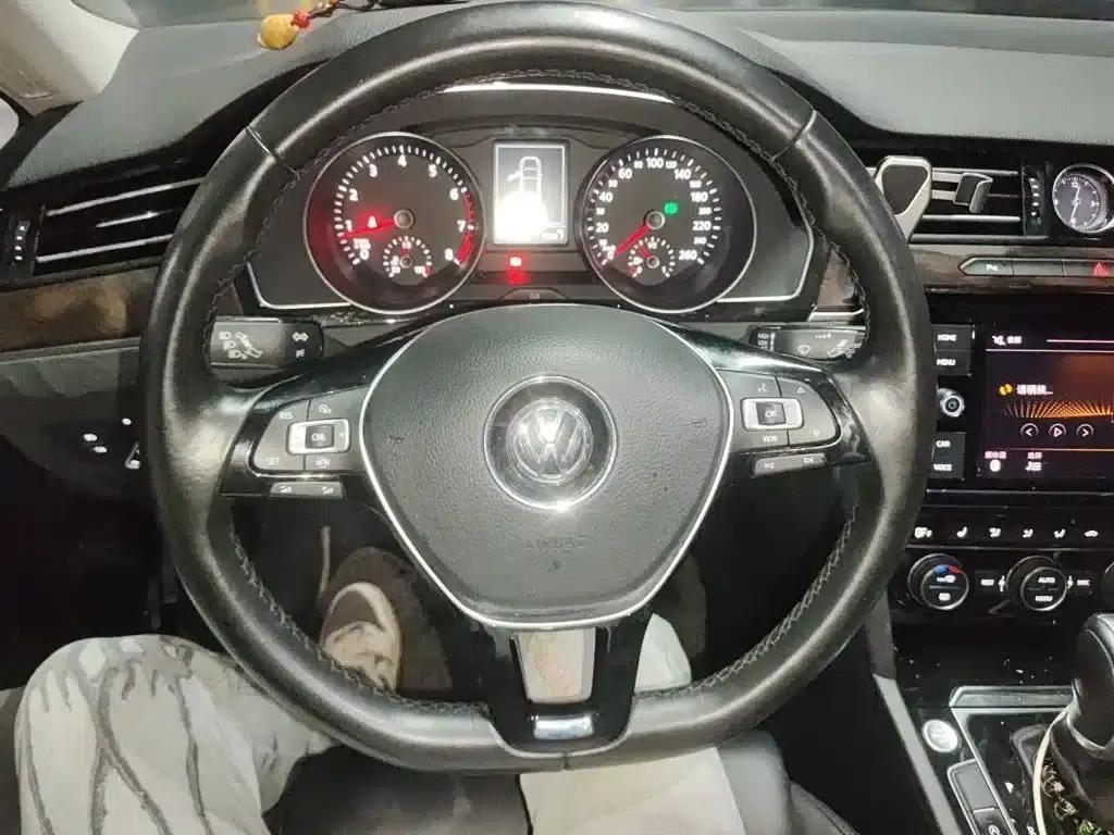 2019 Volkswagen Magotan 330TSI DSG Luxury Edition (National V Emission Standard) — миниатюра 7