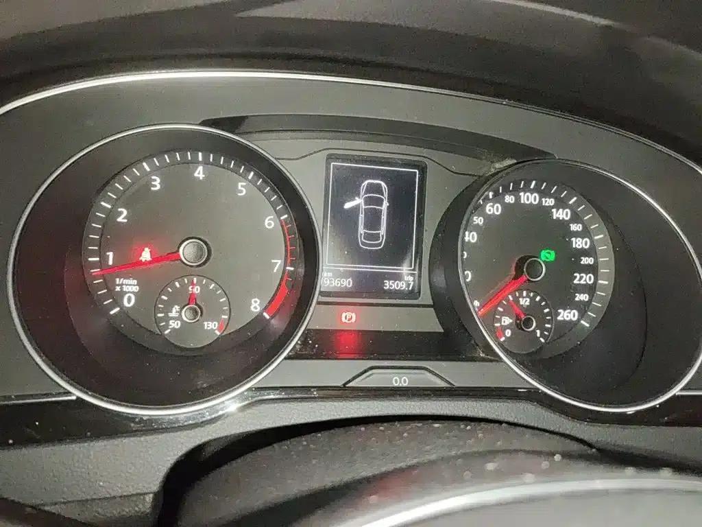 2019 Volkswagen Magotan 330TSI DSG Luxury Edition (National V Emission Standard) — миниатюра 8
