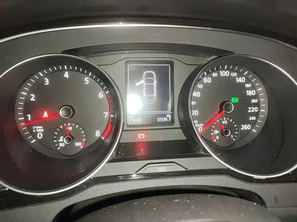 2019 Volkswagen Magotan 330TSI DSG Luxury Edition (National V Emission Standard) — миниатюра 9