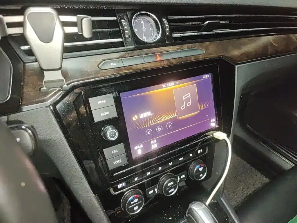 2019 Volkswagen Magotan 330TSI DSG Luxury Edition (National V Emission Standard) — миниатюра 10