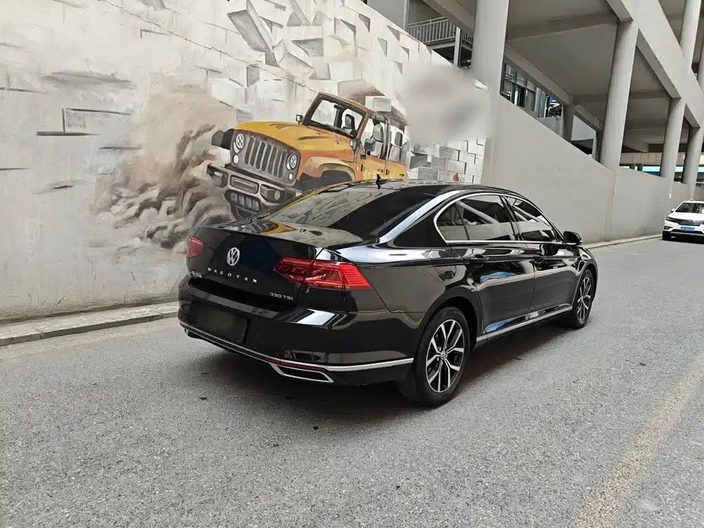 2020 Volkswagen Passat 330TSI DSG Leading Edition — миниатюра 6