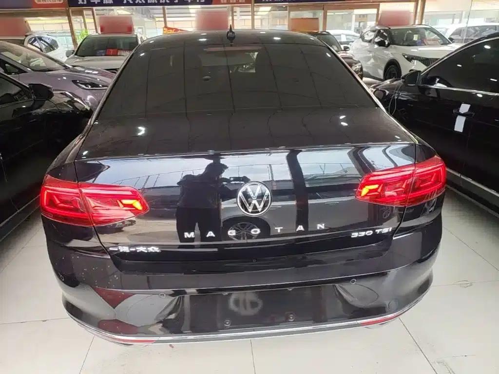 2020 Volkswagen Passat 330TSI DSG Leading Edition — миниатюра 6