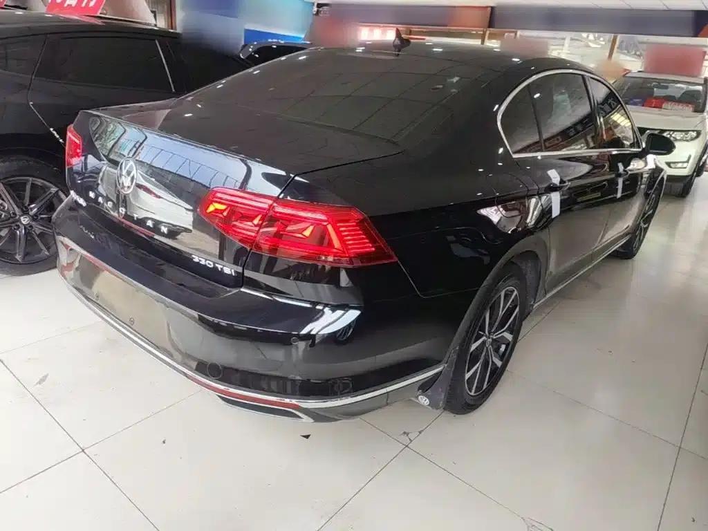 2020 Volkswagen Passat 330TSI DSG Leading Edition — миниатюра 7