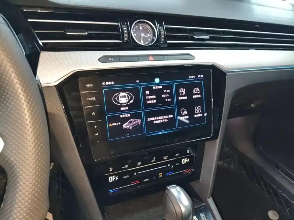 2025 Volkswagen Magotan Facelift Edition, 330TSI DSG Luxury Model — миниатюра 13