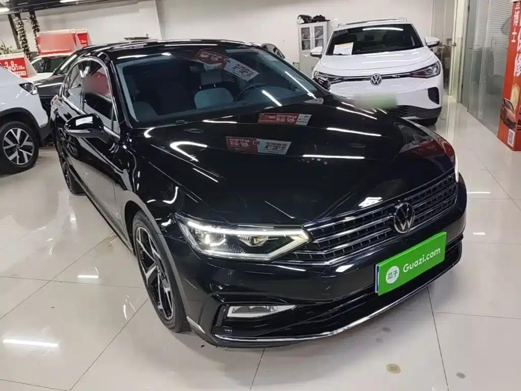 2025 Volkswagen Magotan Facelift Edition, 330TSI DSG Luxury Model — миниатюра 4
