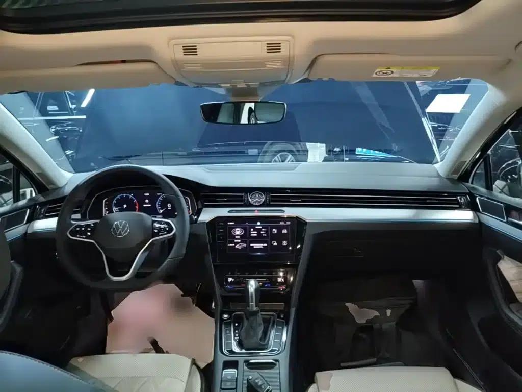 2025 Volkswagen Magotan Facelift Edition, 330TSI DSG Luxury Model — миниатюра 10