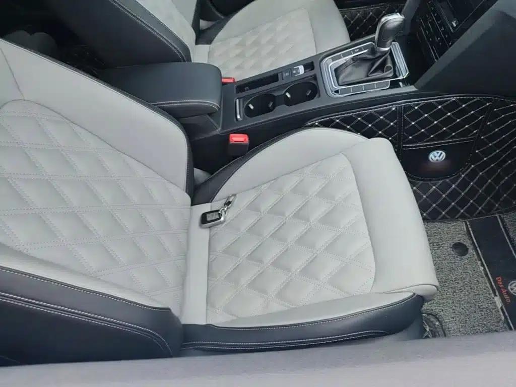 Volkswagen Magotan 2023 2 Millionth Unit Commemorative Edition 330TSI DSG Leading Model — миниатюра 11