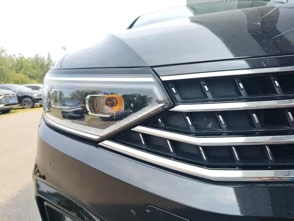 Volkswagen Magotan 2023 2 Millionth Unit Commemorative Edition 330TSI DSG Leading Model — миниатюра 13