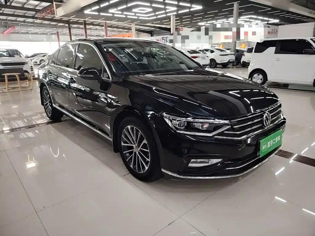 2020 Volkswagen Passat 330TSI DSG Luxury — миниатюра 4