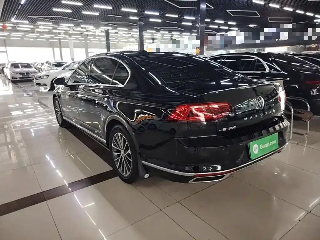 2020 Volkswagen Passat 330TSI DSG Luxury — миниатюра 5