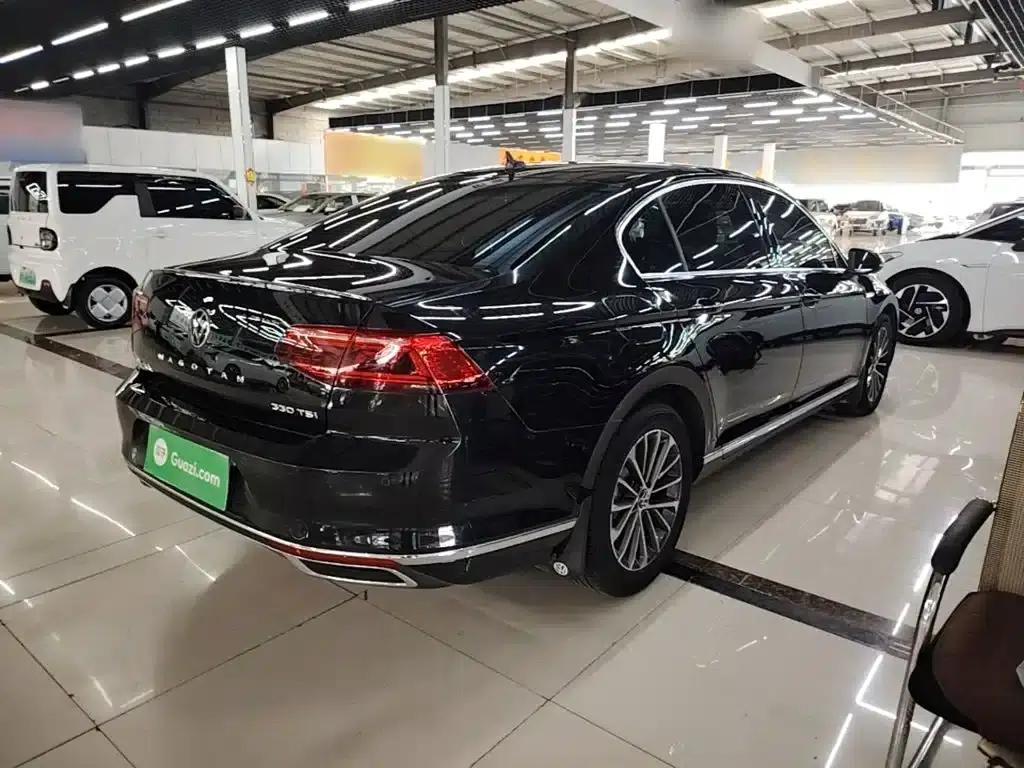 2020 Volkswagen Passat 330TSI DSG Luxury — миниатюра 7