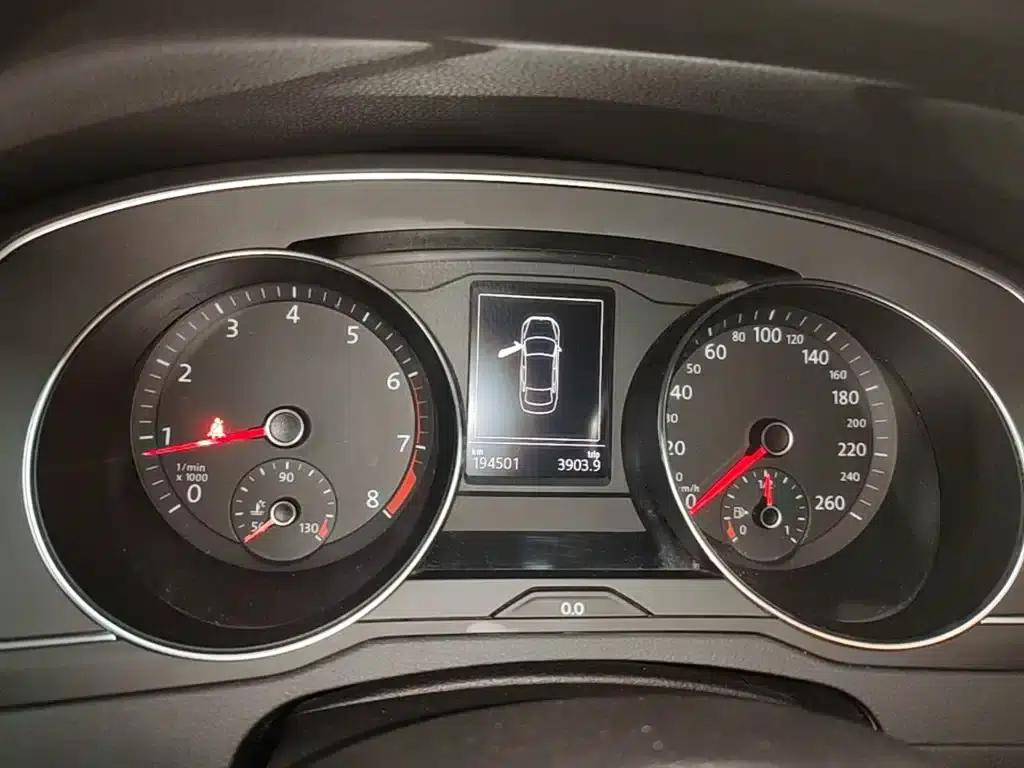 2019 Volkswagen Magotan 280TSI DSG Comfort Model (National V Emission Standard) — миниатюра 12