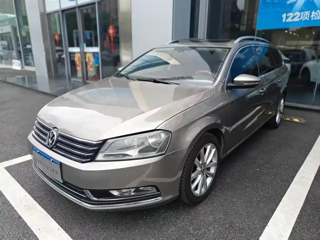 2012 Volkswagen Passat (Imported) Touring Edition 2.0TSI Comfort — миниатюра 1