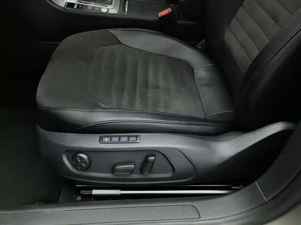 2012 Imported Volkswagen Passat Touring Edition 2.0TSI Comfort — миниатюра 20