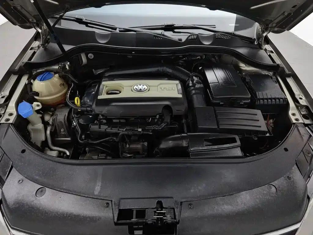2012 Imported Volkswagen Passat Touring Edition 2.0TSI Comfort — миниатюра 6
