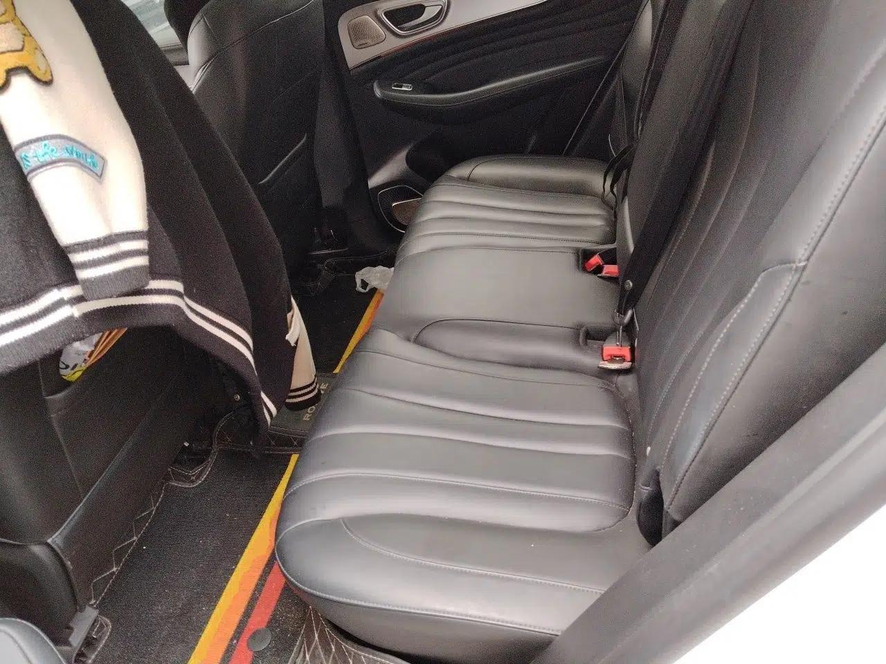 Roewe RX5 MAX 2021 Supreme Series 400TGI Automatic Smart Cabin Prestige Edition — миниатюра 17